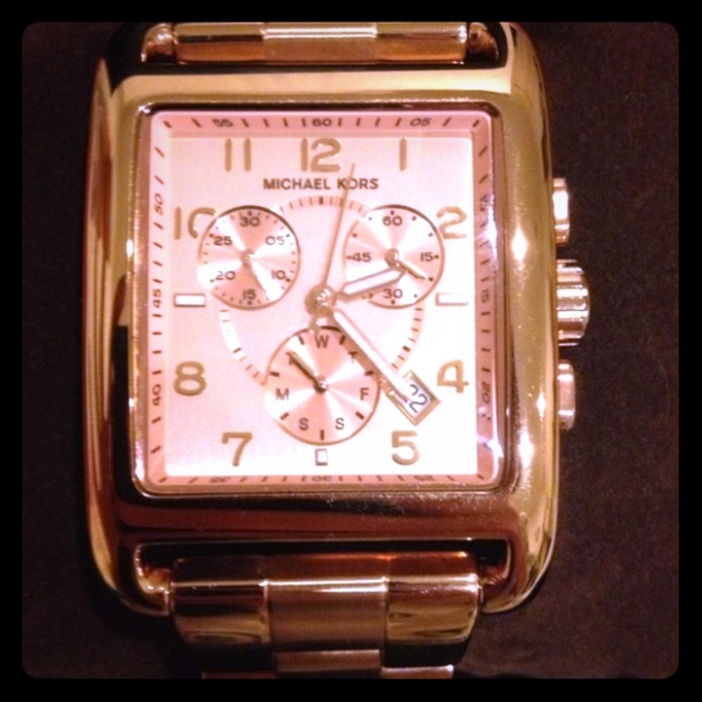 Michael Kors rose gold watch ⌚️⌚️